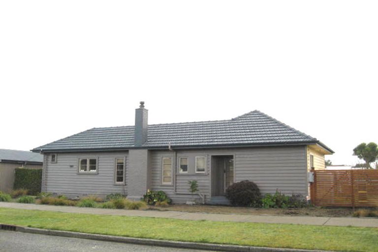 Photo of property in 6 Lansdowne Street, Strathern, Invercargill, 9812