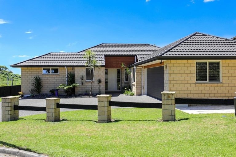 Photo of property in 75 Kinloch Drive, Bethlehem, Tauranga, 3110