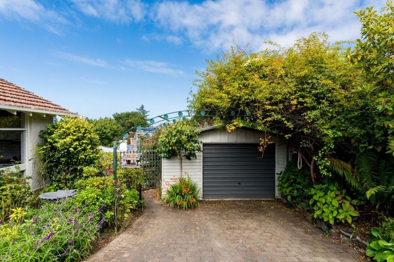 Photo of property in 61 Drivers Road, Maori Hill, Dunedin, 9010