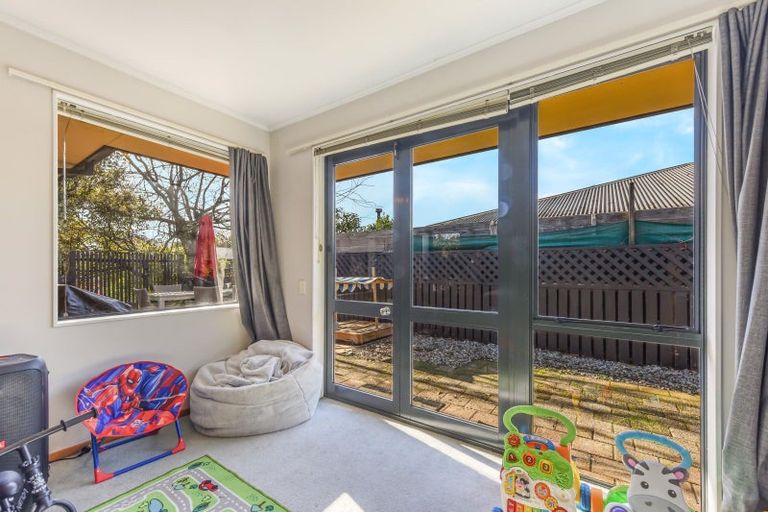 Photo of property in 2 Harcourt Place, Wakefield, 7025