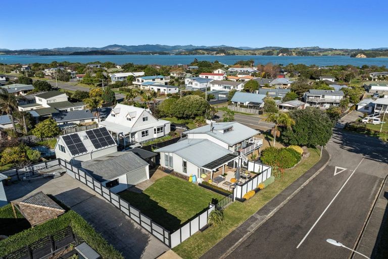 Photo of property in 187 Harbour Road, Ohope, 3121