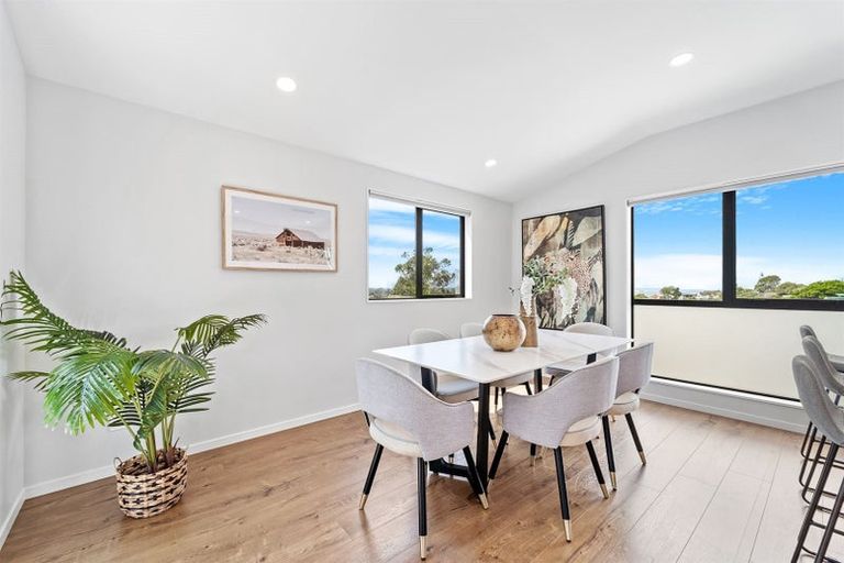 Photo of property in 185a Browns Bay Road, Browns Bay, Auckland, 0630