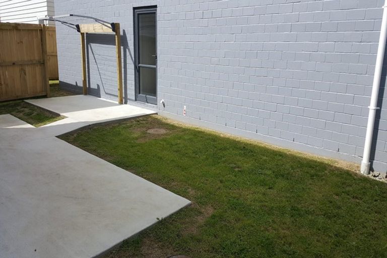 Photo of property in 2/33 Treestump Road, Takanini, 2112