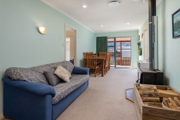 Photo of property in 17 Lawrence Street, Havelock, 7100