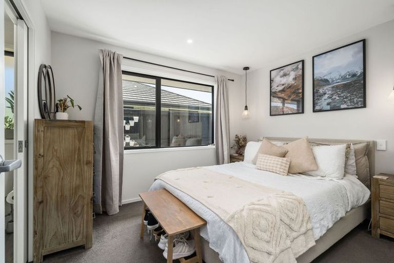 Photo of property in 32 Conailus Street, Halswell, Christchurch, 8025