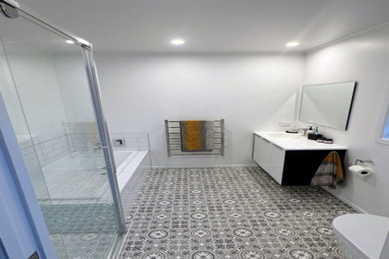 Photo of property in 15 Glenview Terrace, Glenview, Hamilton, 3206