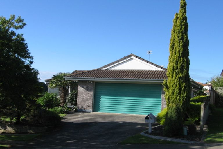 Photo of property in 28 Leicester Parade, Somerville, Auckland, 2014