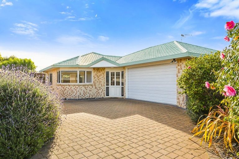 Photo of property in 181 Langdale Avenue, Paraparaumu, 5032