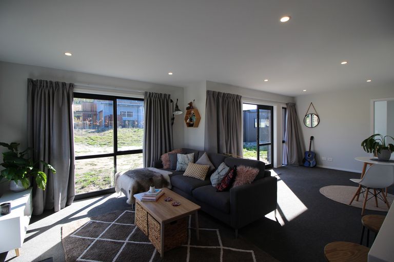 Photo of property in 20 Meyer Street, Alexandra, 9320