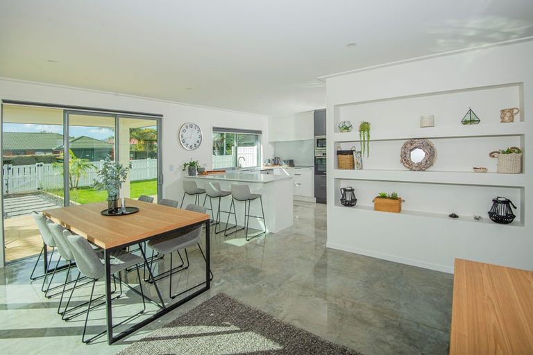 Photo of property in 14 Cayman Court, One Tree Point, 0118