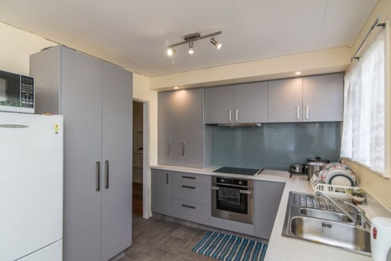 Photo of property in 475 Te Moana Road, Waikanae, 5036