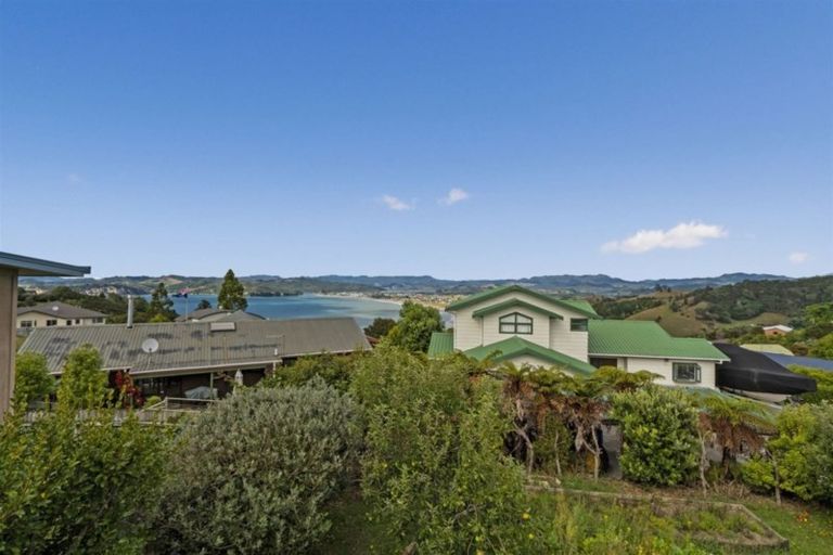 Photo of property in 101 Centennial Drive, Whitianga, 3510