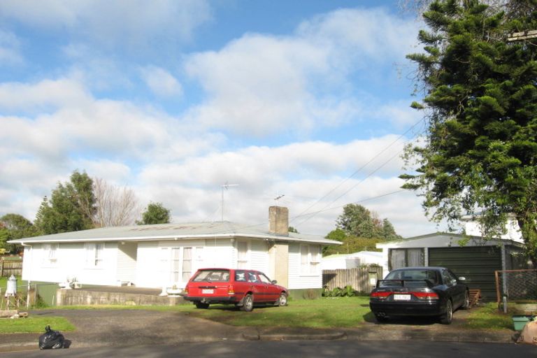 Photo of property in 12 Olive Street, Manurewa, Auckland, 2102