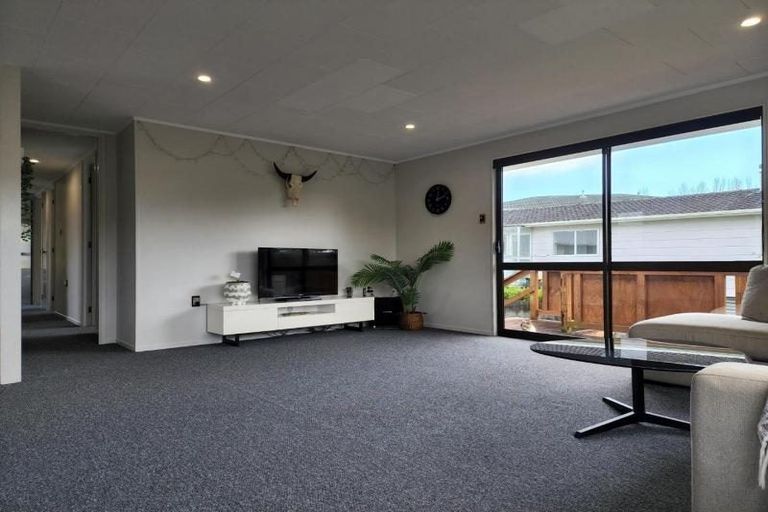 Photo of property in 66 Cumberland Street, Welbourn, New Plymouth, 4312