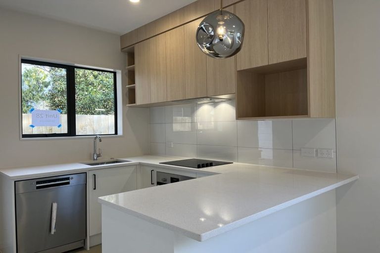 Photo of property in 69 Paetai Lane, Te Atatu Peninsula, Auckland, 0610