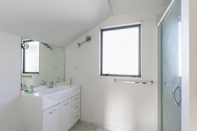 Photo of property in 7/142 Ghuznee Street, Te Aro, Wellington, 6011