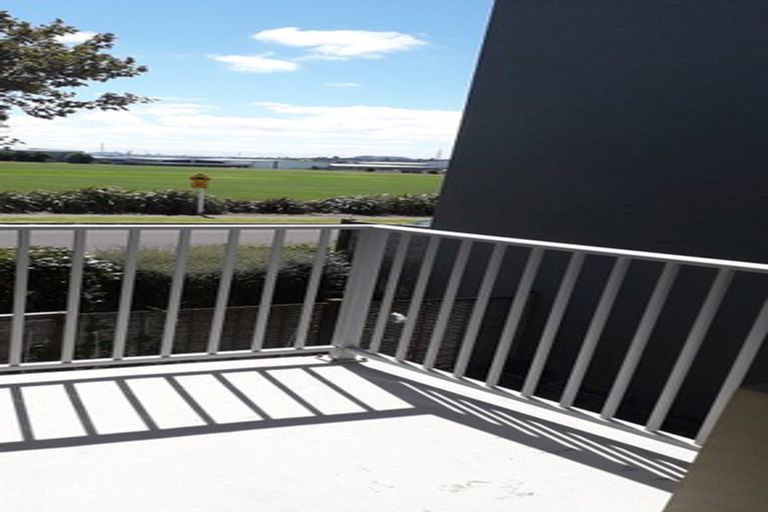 Photo of property in 50/7 Kelvin Hart Drive, East Tamaki, Auckland, 2013