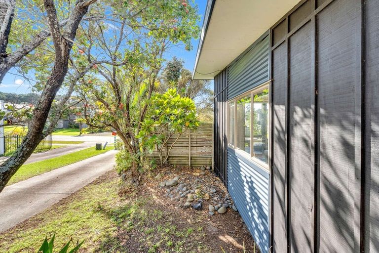 Photo of property in 110 The Fairway, Matarangi, Whitianga, 3592