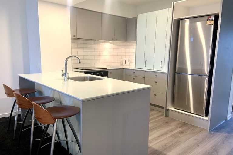 Photo of property in 2/272 Marine Parade, New Brighton, Christchurch, 8061