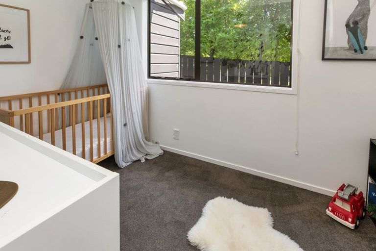 Photo of property in 35b Formby Avenue, Point Chevalier, Auckland, 1022