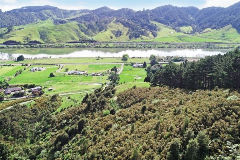 Photo of property in 855b Hakarimata Road, Huntly, 3771