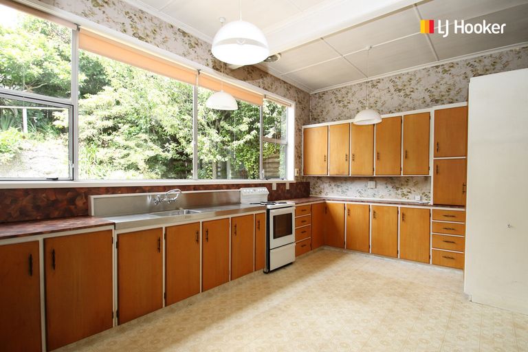 Photo of property in 28 Walton Street, Kaikorai, Dunedin, 9010