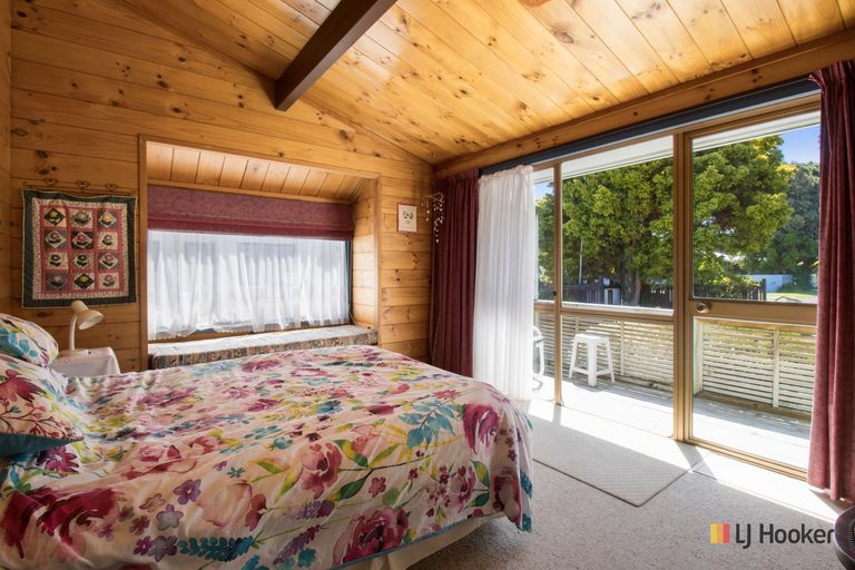 Photo of property in 28 Snell Crescent, Waihi Beach, 3611