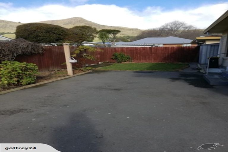 Photo of property in 1/32 Station Road, Heathcote Valley, Christchurch, 8022