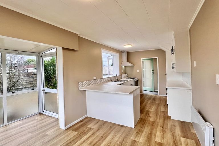 Photo of property in 76 California Drive, Totara Park, Upper Hutt, 5018