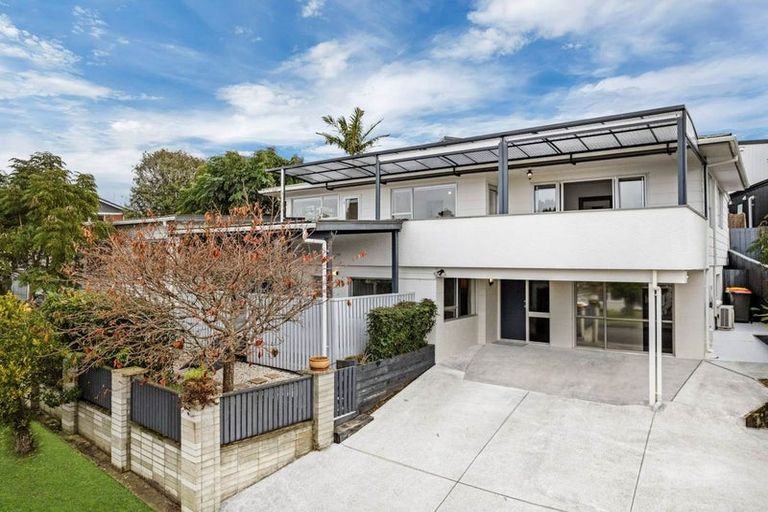 Photo of property in 4 Bacot Place, Howick, Auckland, 2014