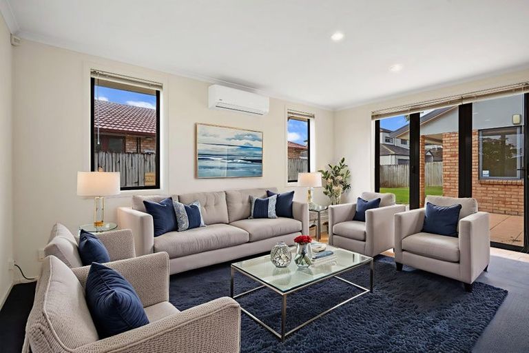 Photo of property in 94 Redcastle Drive, East Tamaki, Auckland, 2013