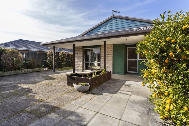 Photo of property in 1/80 Middlepark Road, Sockburn, Christchurch, 8042