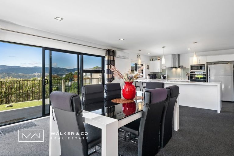 Photo of property in 14 Frankie Stevens Place, Riverstone Terraces, Upper Hutt, 5018