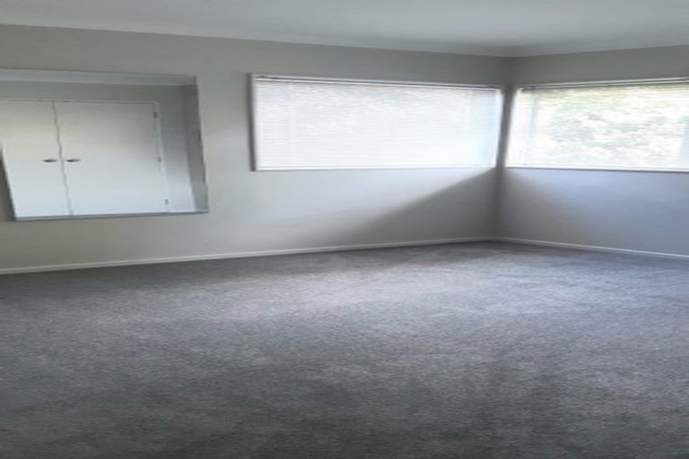 Photo of property in 46 Tauhinu Road, Greenhithe, Auckland, 0632