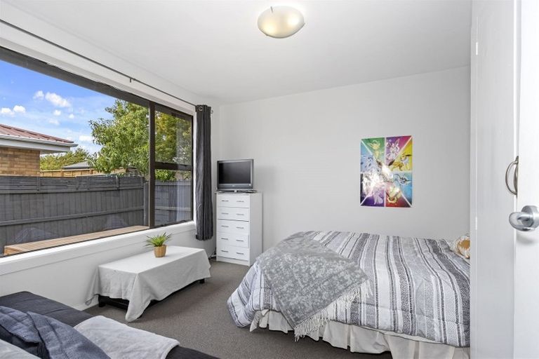 Photo of property in 10 Brixton Street, Islington, Christchurch, 8042