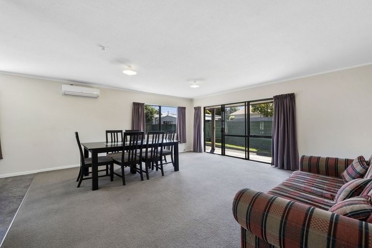 Photo of property in 62b Rata Road, Raumati Beach, Paraparaumu, 5032