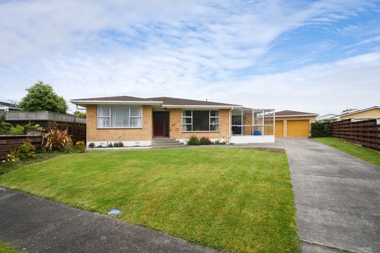 Photo of property in 8 Wedgwood Grove, Highbury, Palmerston North, 4412