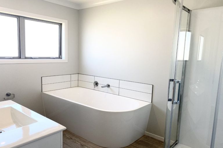 Photo of property in 11 Torea Place, Kenepuru, Porirua, 5022