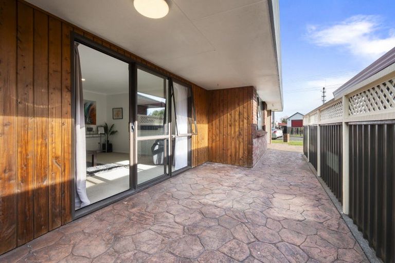 Photo of property in 6 Hammond Street, Bulls, 4818
