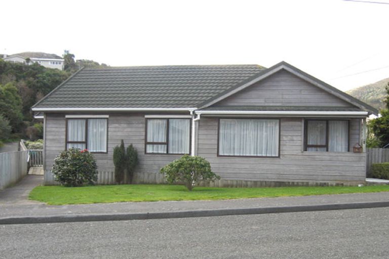 Photo of property in 2a Darwin Street, Karori, Wellington, 6012