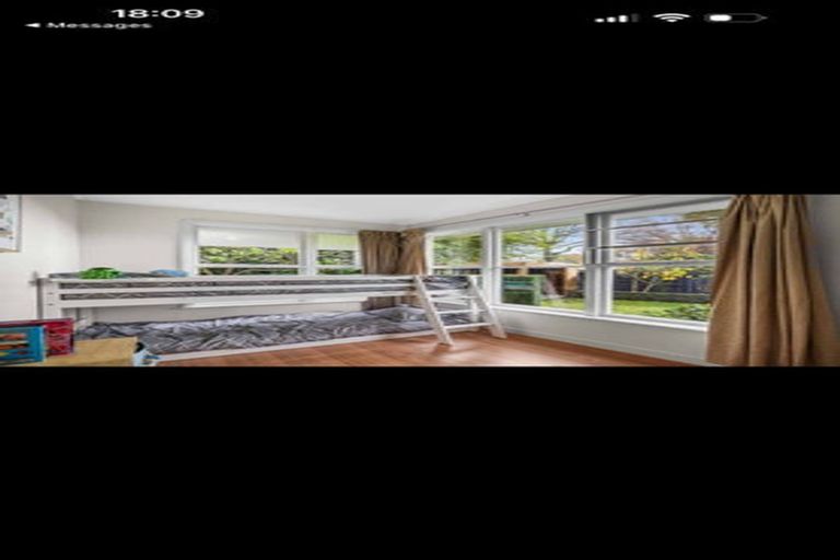 Photo of property in 5 Guildford Street, Burnside, Christchurch, 8053