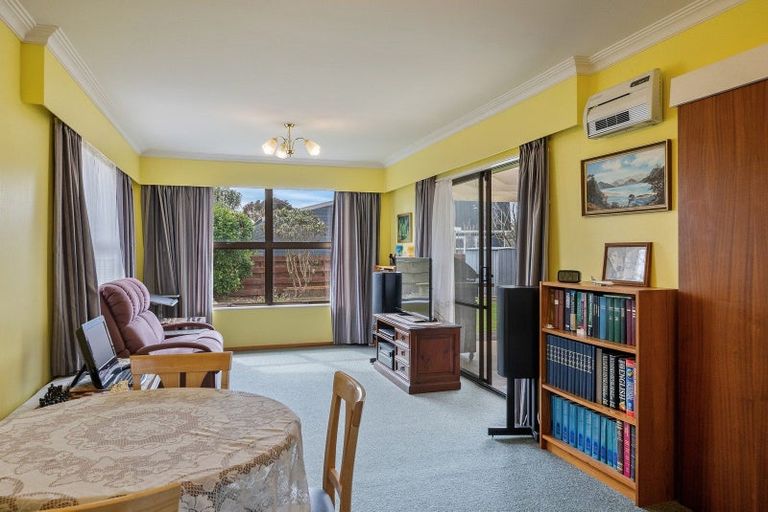 Photo of property in 25 Burn Street, Levin, 5510