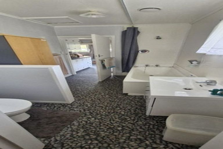 Photo of property in 15a Iti Street, Otaki, 5512