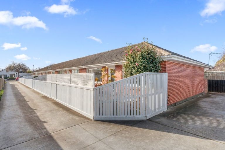 Photo of property in 5/28 Aikmans Road, Merivale, Christchurch, 8014