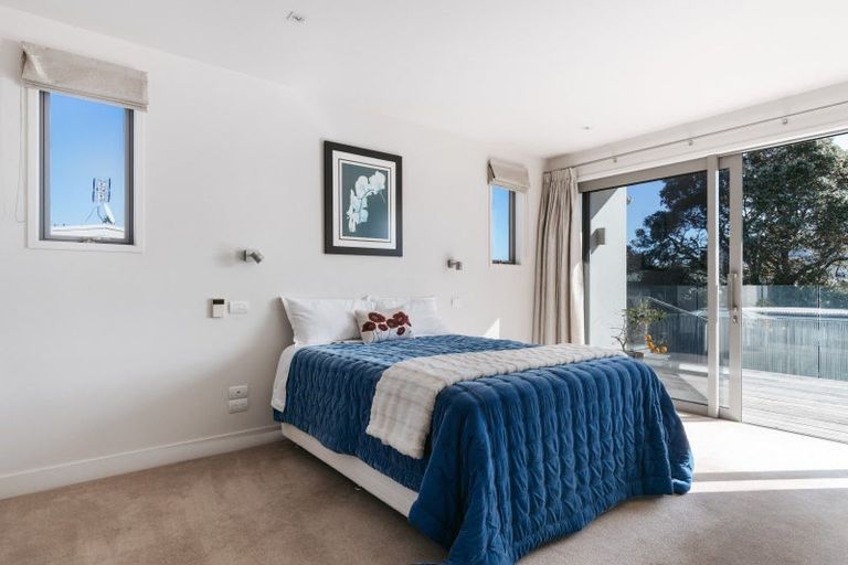 Photo of property in 81 Marine Parade, Mount Maunganui, 3116