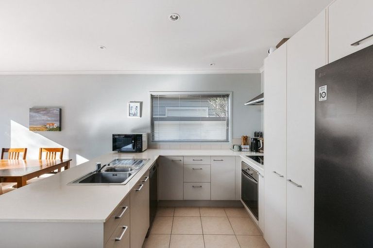 Photo of property in 6 Tory Way, Omokoroa, 3114