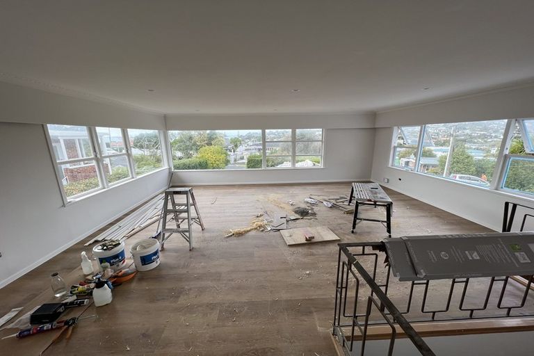 Photo of property in 6 Brighton Terrace, Murrays Bay, Auckland, 0630