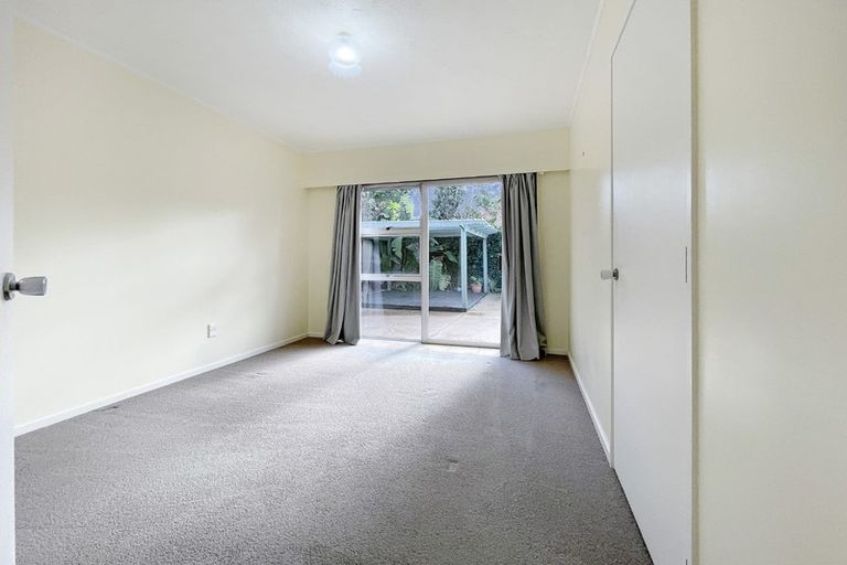 Photo of property in 27 Pooley Street, Pakuranga Heights, Auckland, 2010
