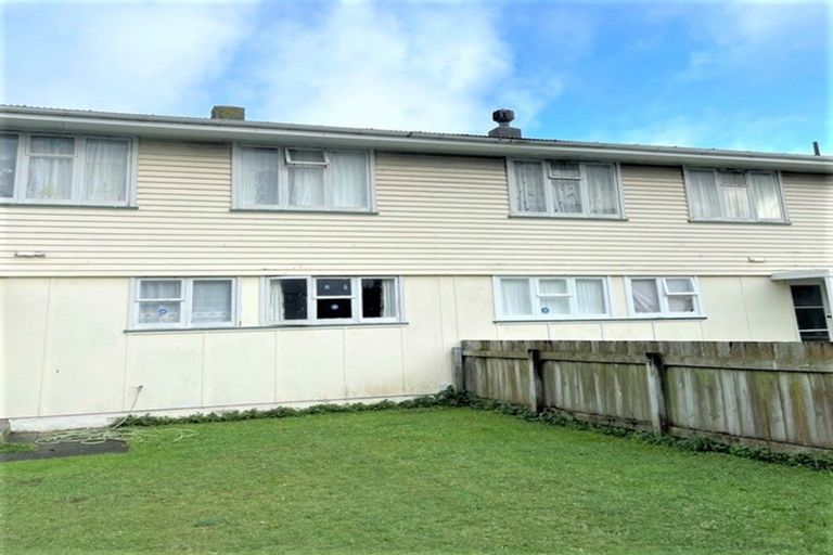 Photo of property in 47-49 Waihora Crescent, Waitangirua, Porirua, 5024