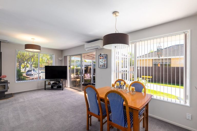 Photo of property in 10 Fenmere Place, Burwood, Christchurch, 8083